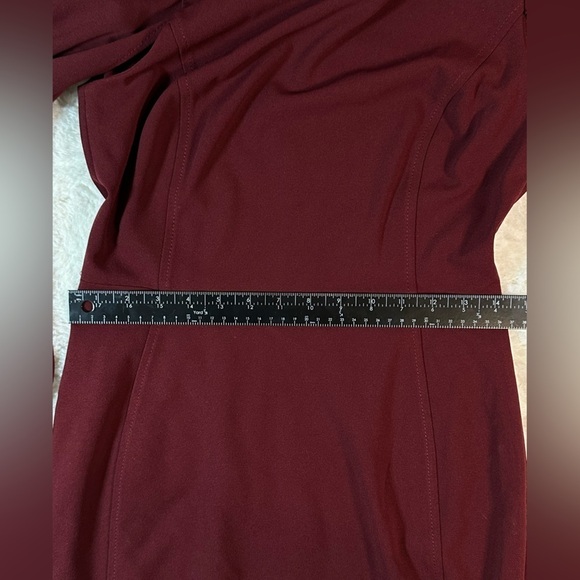 Calvin Klein women’s size 4 maroon dress split sleeve mid length winged sleeve - Picture 5 of 7